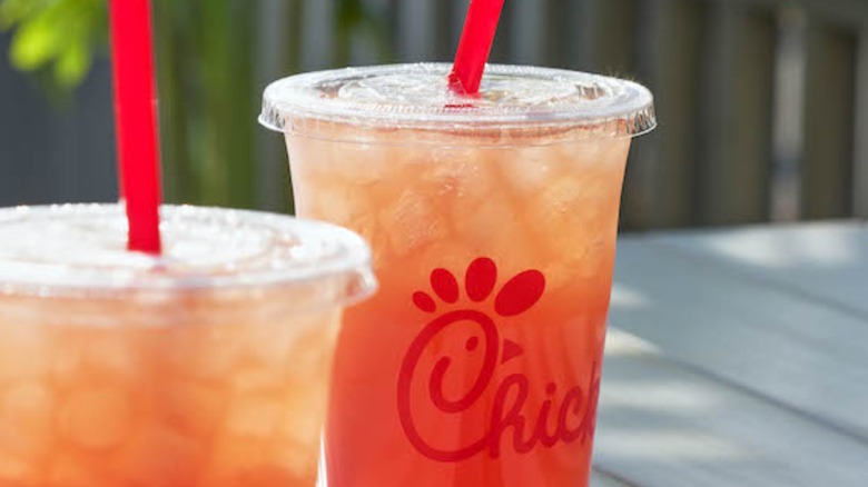 Chick-fil-A Cloudberry Sunjoy drink