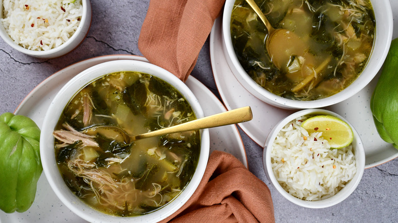 chicken tinola soup bowls