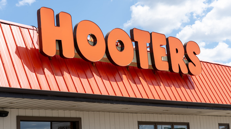 Hooters sign on building