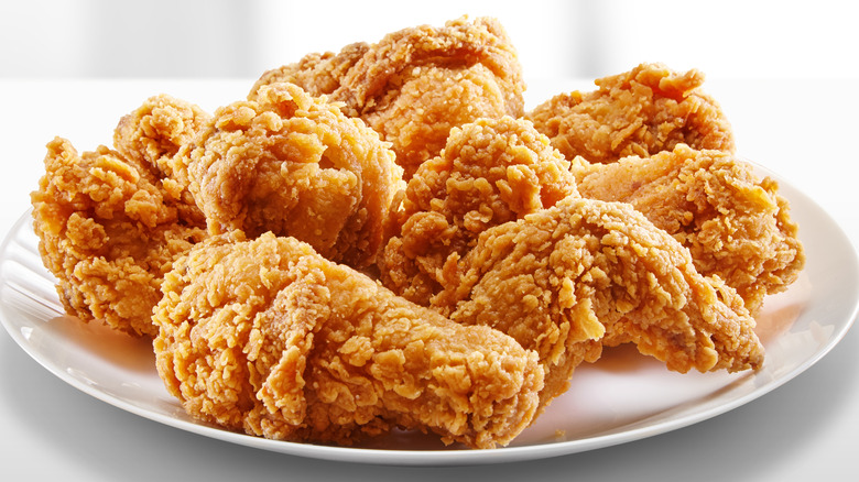 Korean style fried chicken wings 