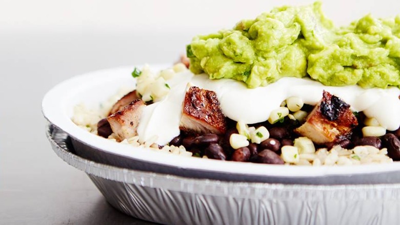 Chipotle chicken bowl