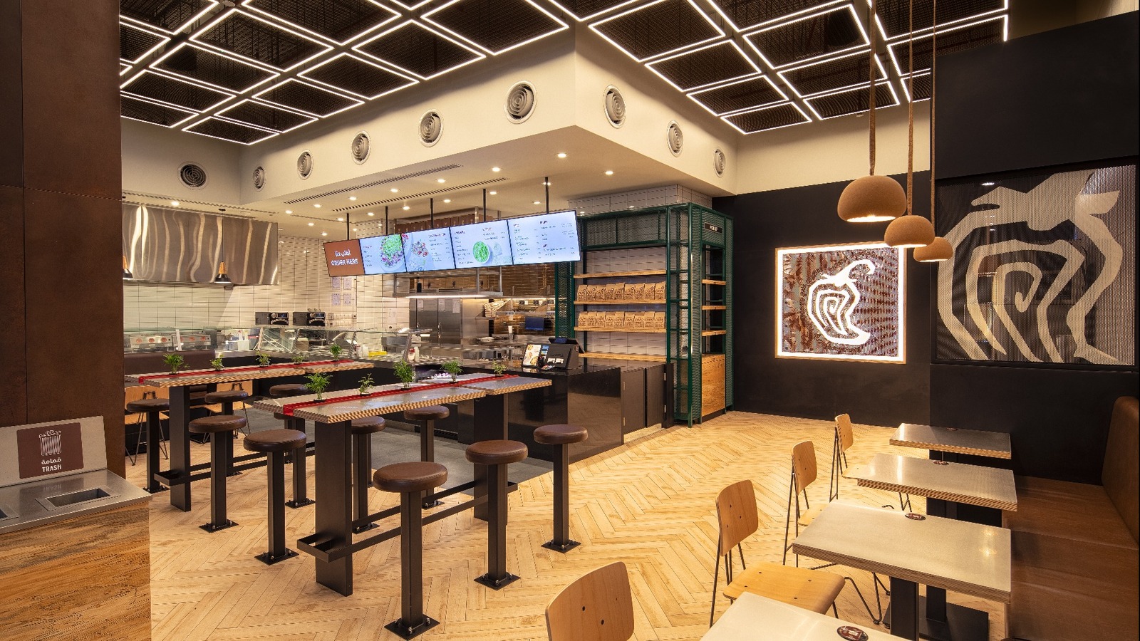 Chipotle inaugure son premier restaurant au Moyen-Orient. Chipotle inaugure son premier restaurant au Moyen-Orient.