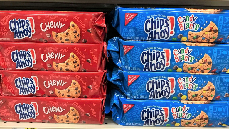 Chips Ahoy packages in grocery store