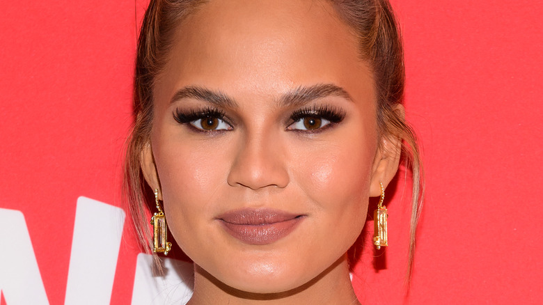 Chrissy Teigen on red carpet