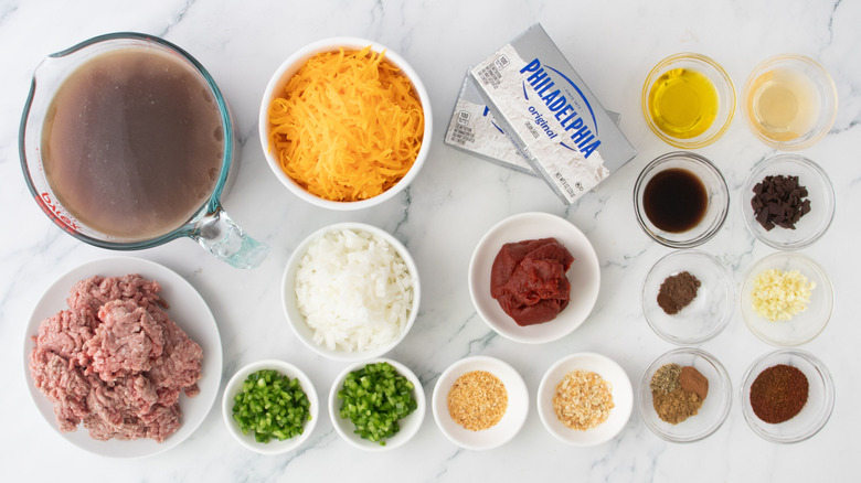 Ingredients for Cincinnati Skyline Chili dip