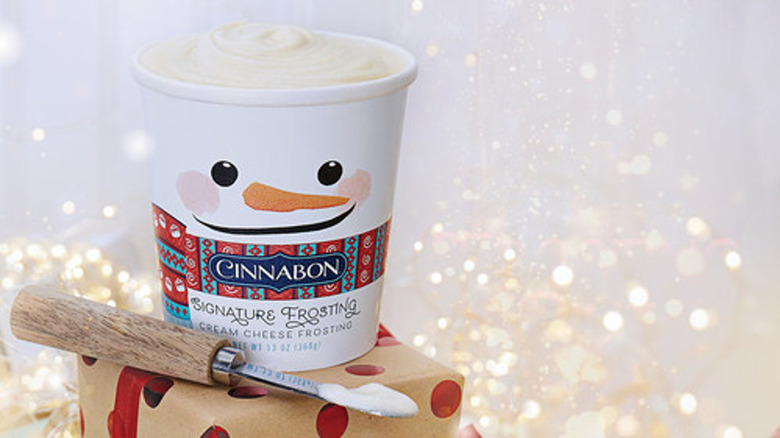 Cinnabon's Signature Frosting Pint