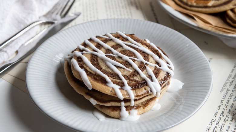 cinnamon roll pancake on plate 