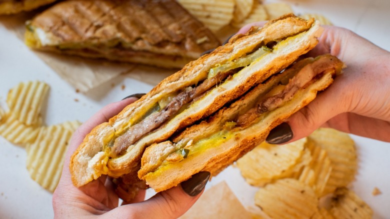 Cuban sandwich with chips