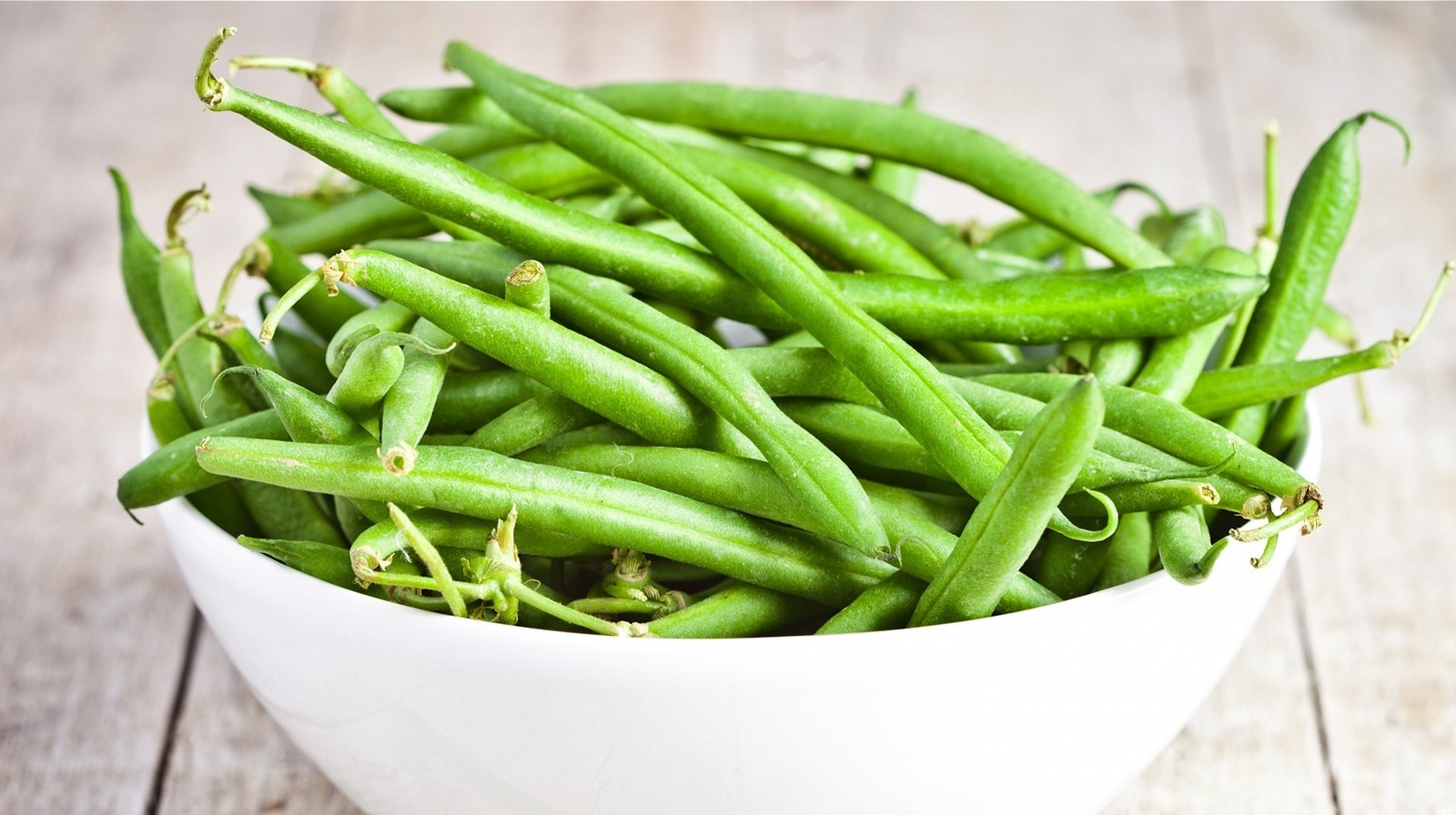 Cleaning Fresh Green Beans Only Takes 2 Simple Steps