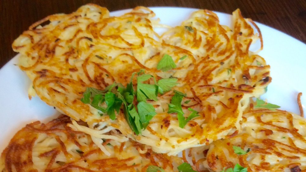 Spaghetti fritters