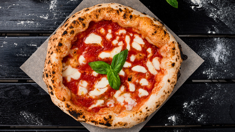 Margherita pizza