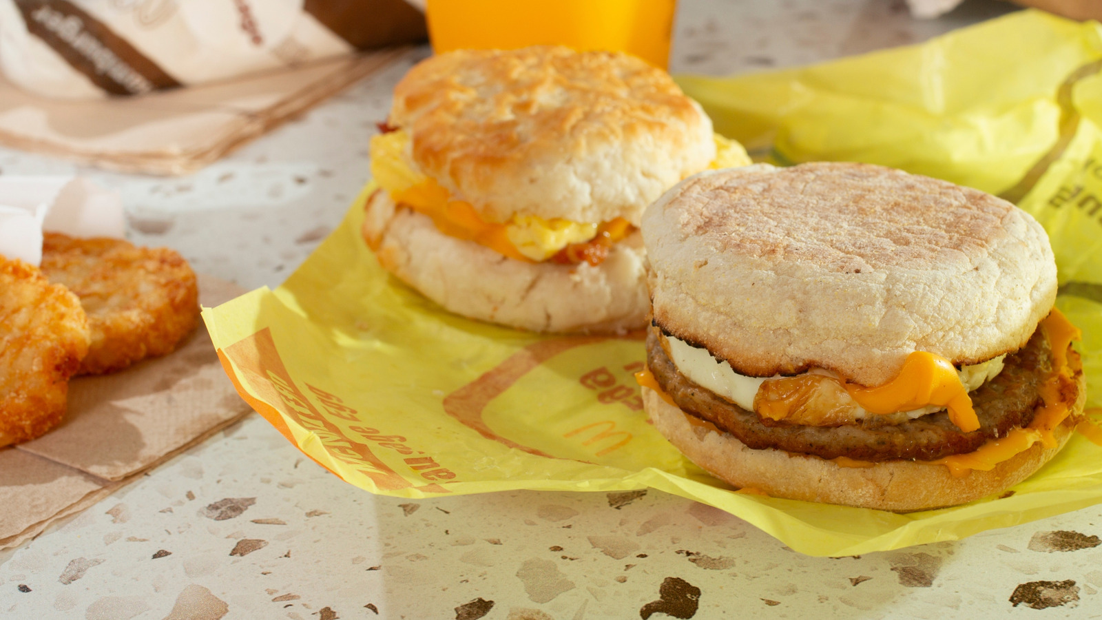 <a href="https://www.mashed.com/2292774/consumer-reports-highest-rated-fast-food-breakfast-item-panera/" target="_blank">Consumer Reports’ Highest-Rated Fast Food Breakfast Item Isn’t From McDonald’s Or Wendy’s</a>