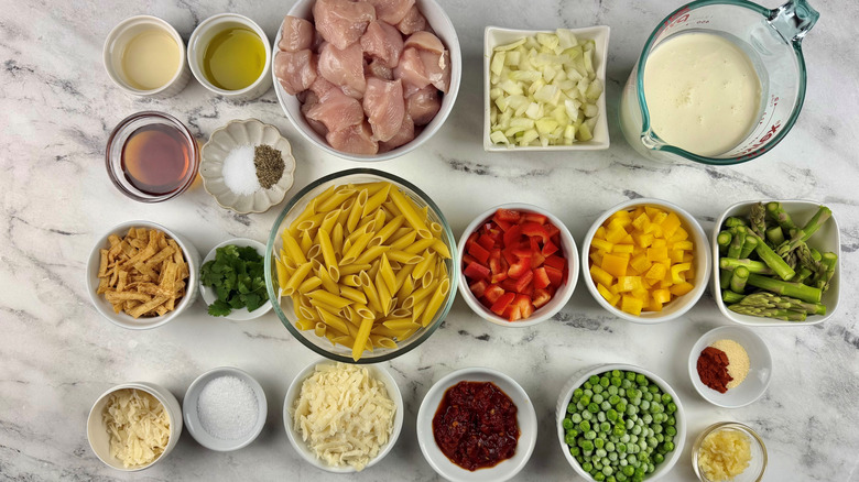 Cheesecake Factory chipotle chicken pasta ingredients