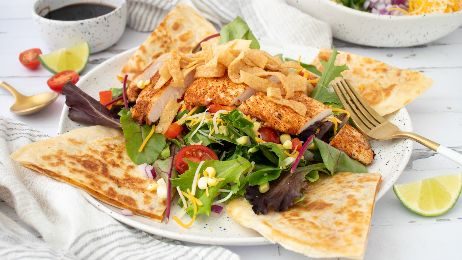 Copycat Chili's Quesadilla Explosion Salad Recipe