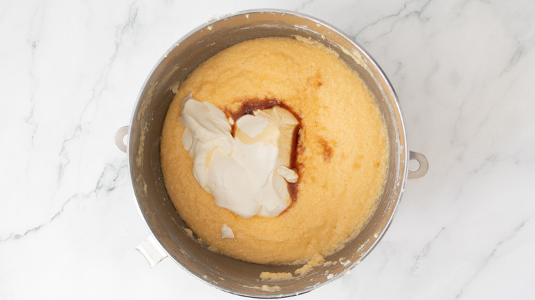 Cake batter mixture with sour cream and vanilla