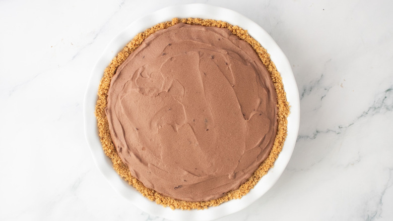 Chocolate mousse pie