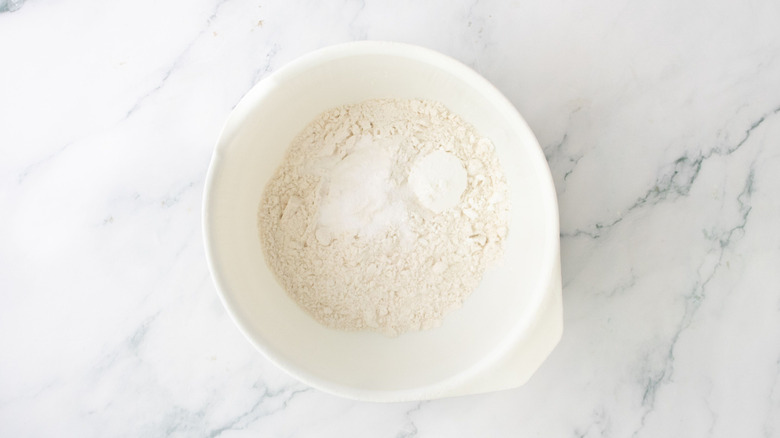Flour, cornstarch, and baking soda in bowl