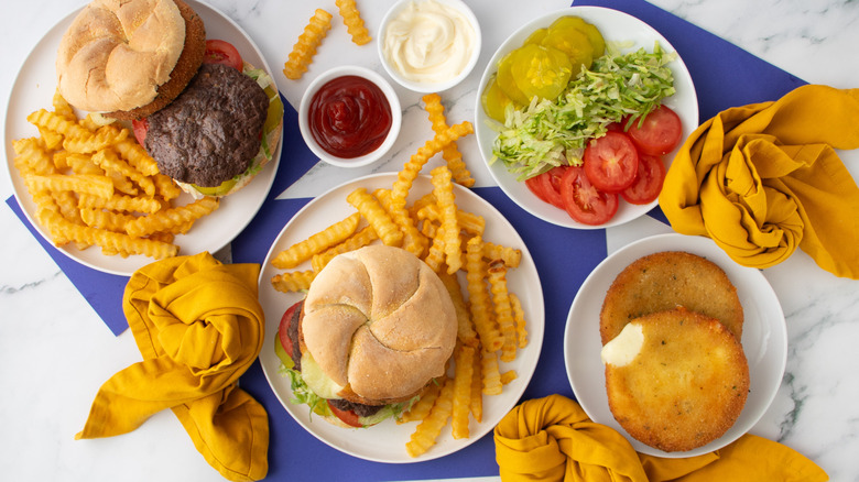 copycat culvers curderburger spread from above