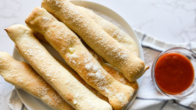 Copycat Little Caesars crazy bread recipe on plate 