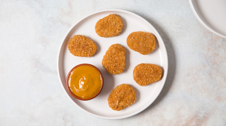 nuggets and sauce on plate