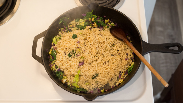 ramen noodles in iron skillet
