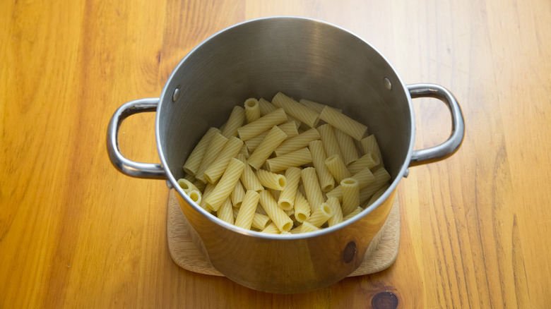 drained pasta in pot