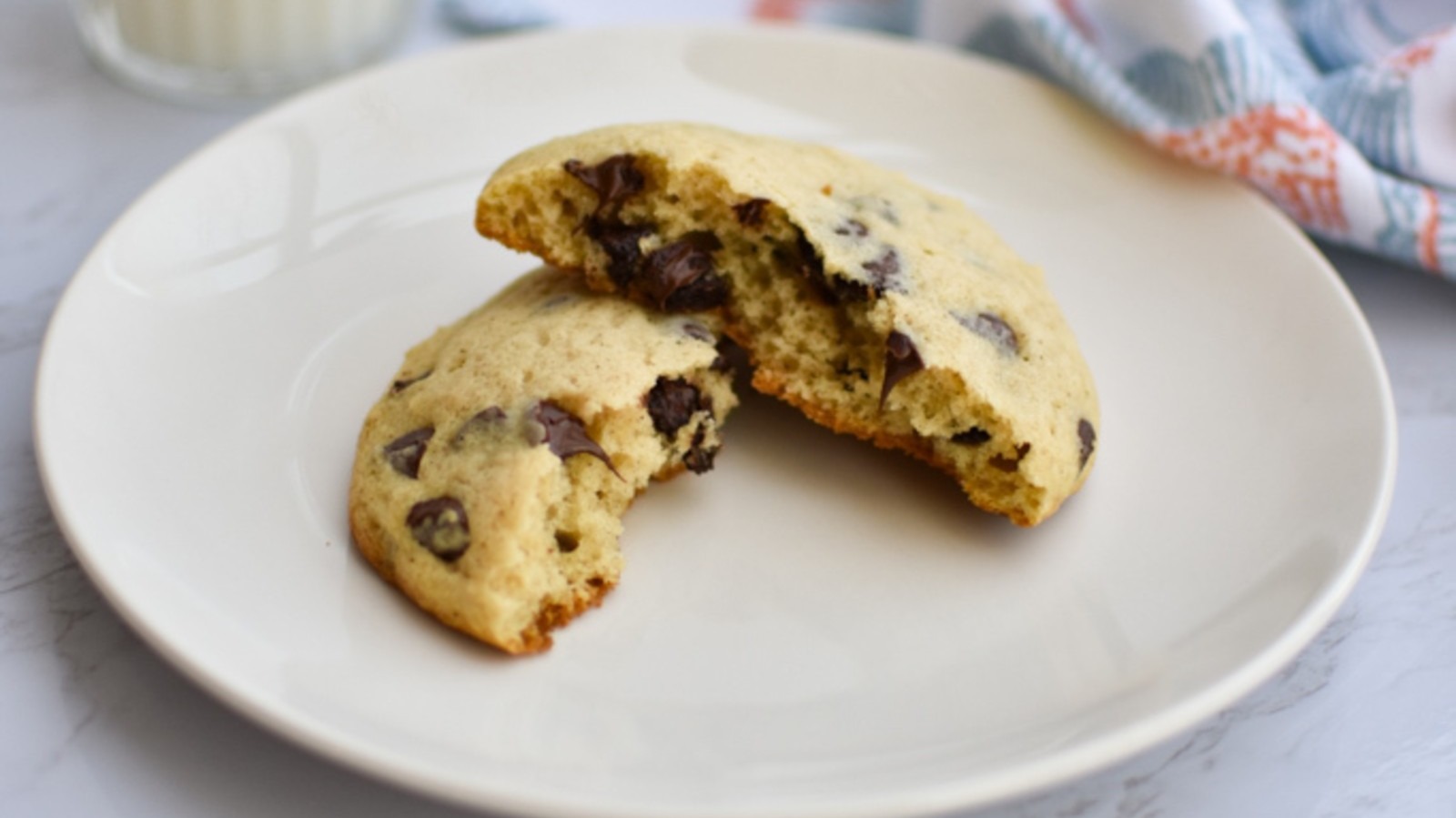 Low-FODMAP 'Copycat' Panera Chocolate Chip Muffies (Muffin Tops