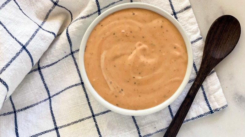 Copycat Raising Cane's sauce in bowl