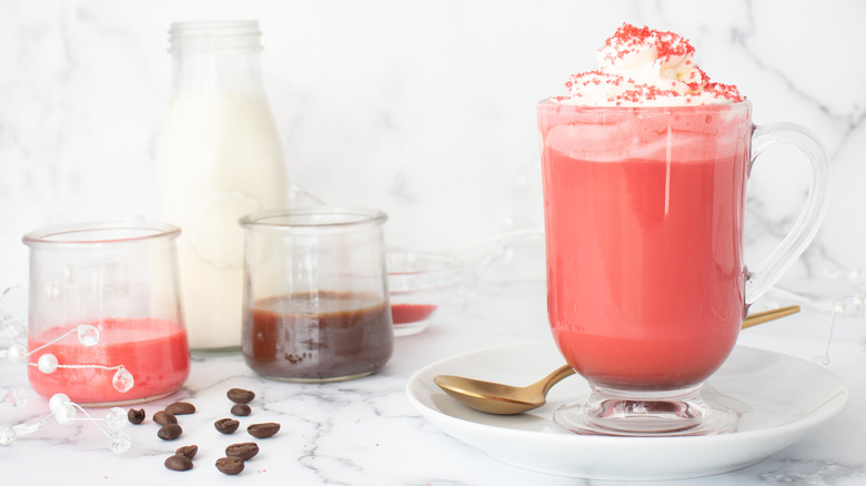 red velvet latte in glass