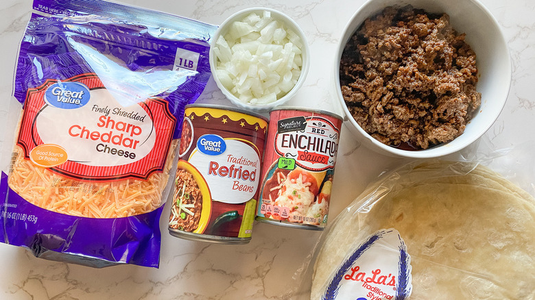 Ingredients for copycat Taco Bell enchirito