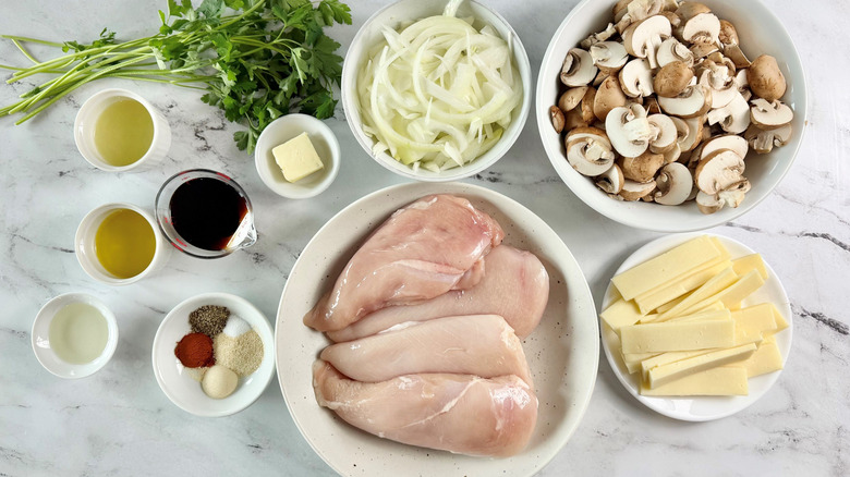 Ingredients for Texas Roadhouse smothered chicken