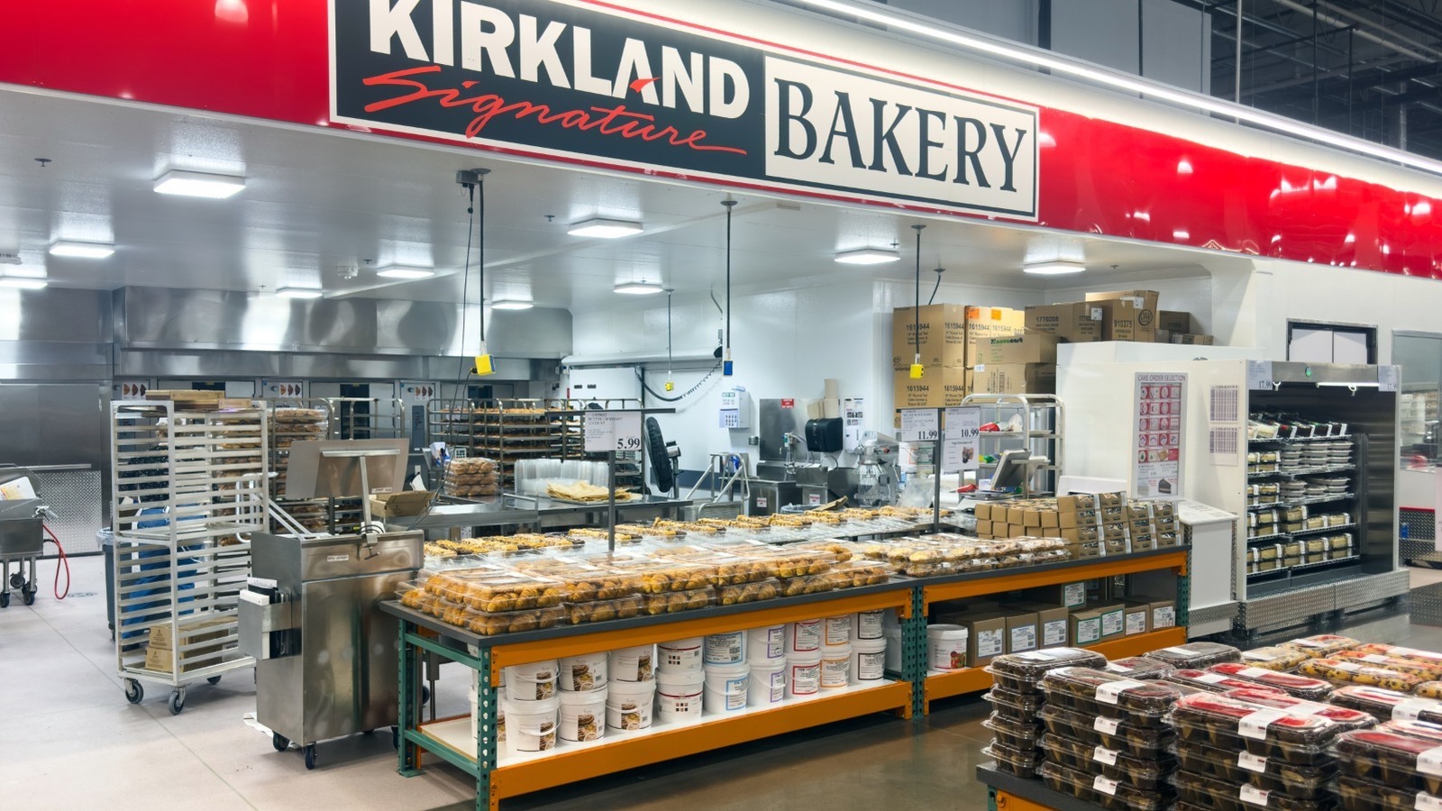 Something About This Costco Bakery Favorite Seems Different Lately, According To Reddit