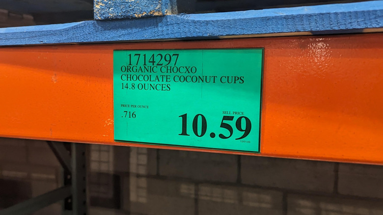 A green price tag for Organic Chocxo chocolate coconut cups for $10.59 at Costco