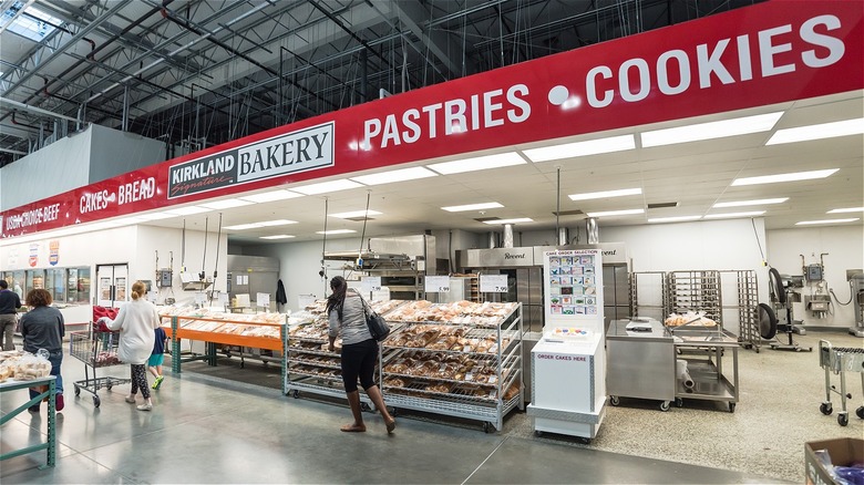 costco bakery people shopping