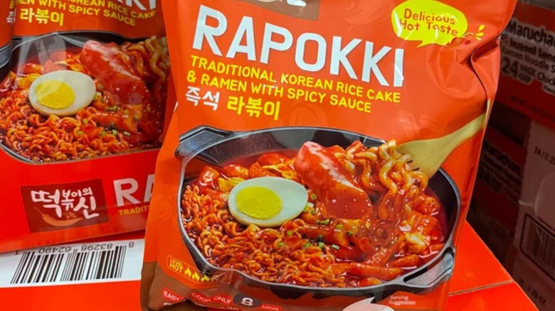 Costco Rapokki Korean rice cake ramen