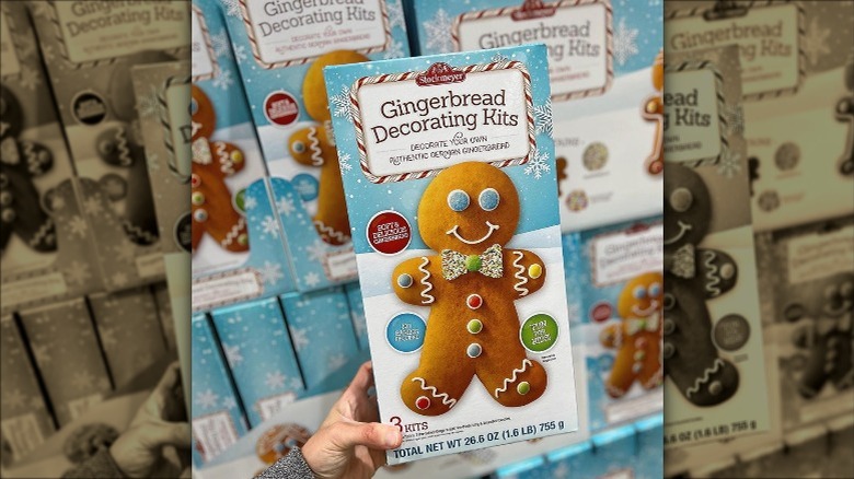 Costco's Gingerbread Decorating Kit