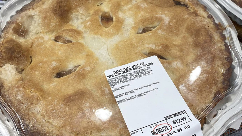 Costco's Double Crust  Apple Pie 