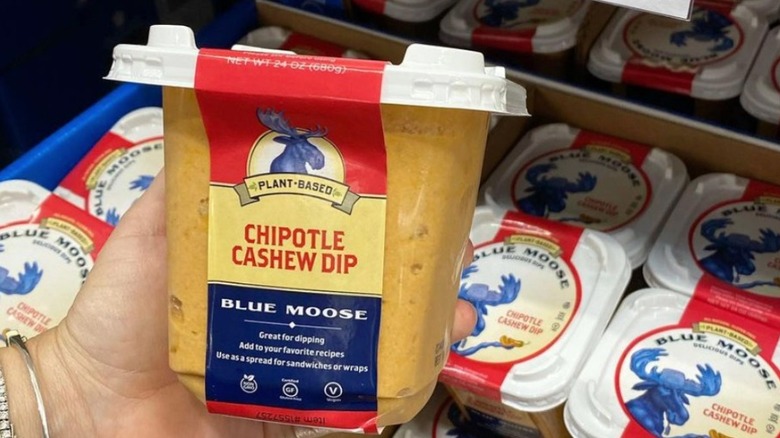 Blue Moose Chipotle Cashew Dip