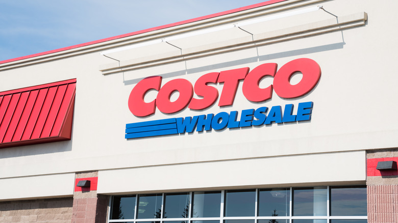 Costco building exterior