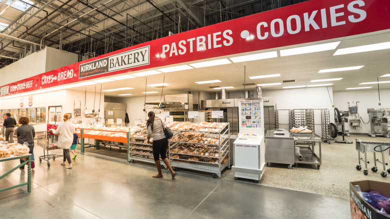 Costco bakery