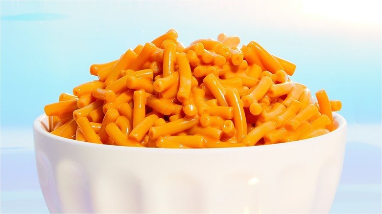 bowl of goodles mac