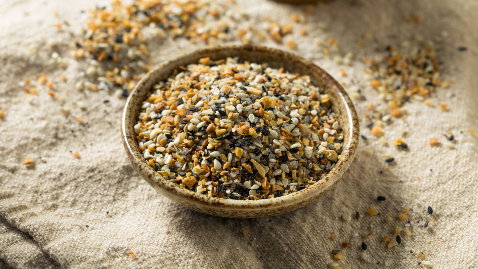 Costco Vs Trader Joe's Which Has Better Everything Bagel Seasoning?