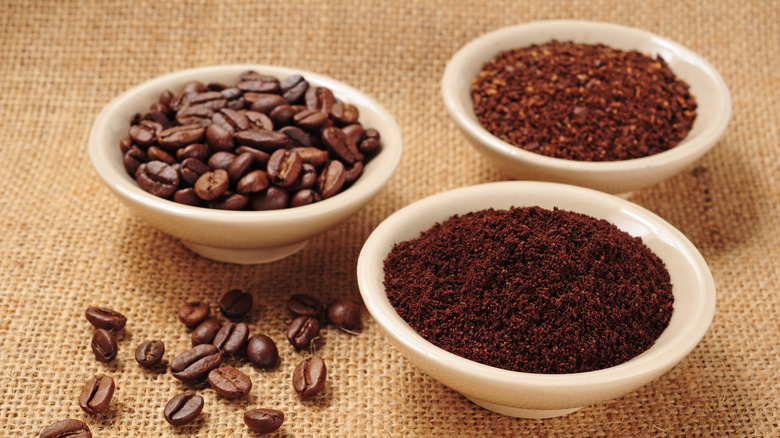 fine coarse and whole coffee beans