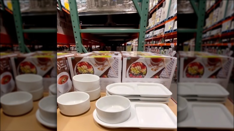 display of soup and sandwhich dish sets