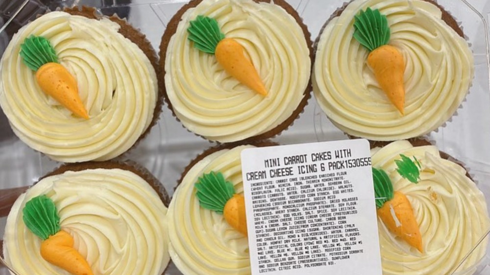 Costco carrot cakes,  cupcakes