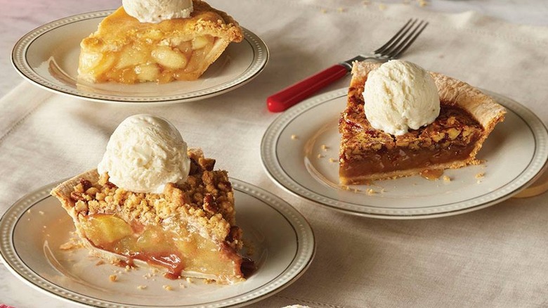 Cracker Barrel pies with ice cream