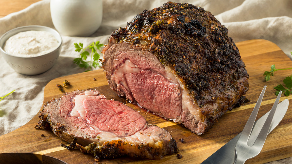 Prime rib on a cutting board