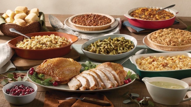 Cracker Barrel Thanksgiving spread