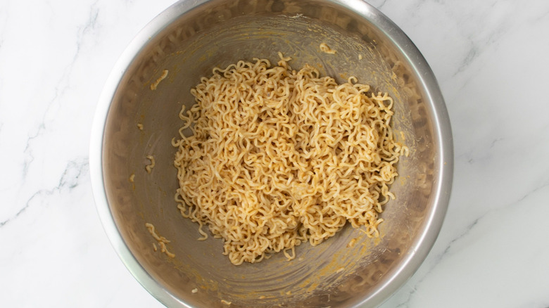 Curry noodles in bowl