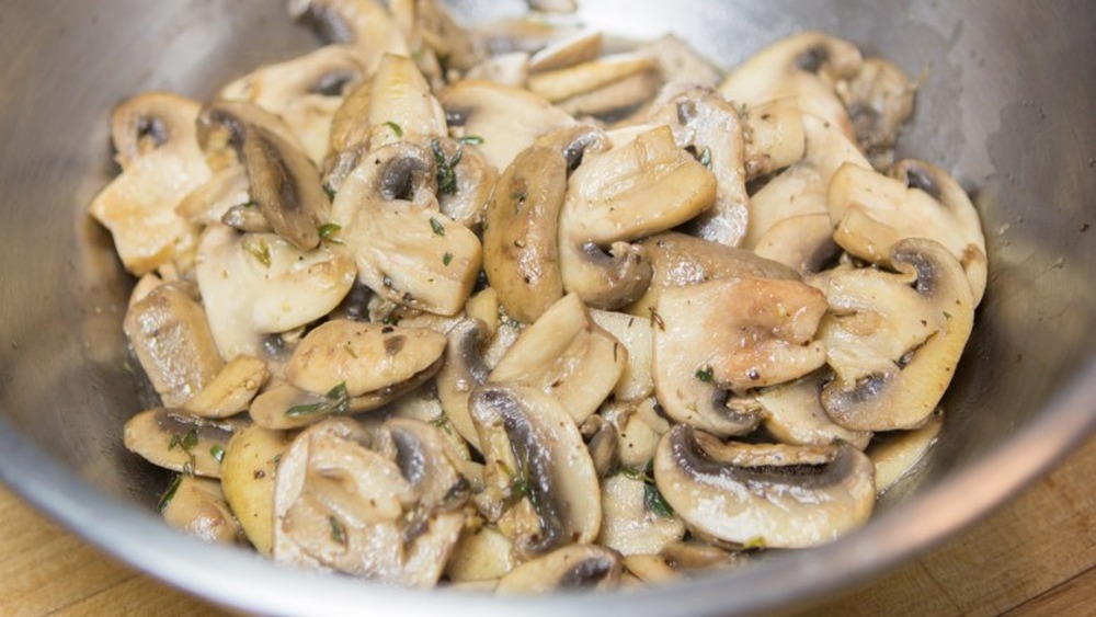 Creamy beef stroganoff